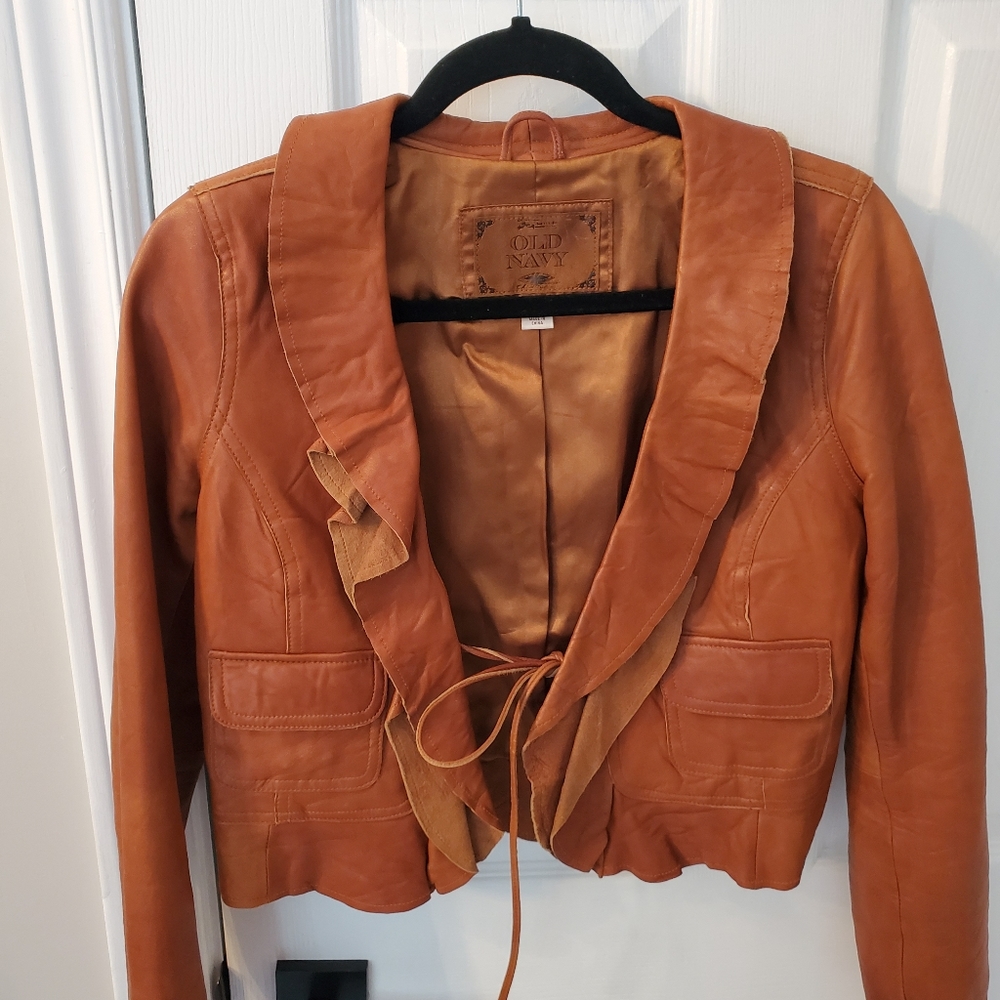 Leather cropped jacket